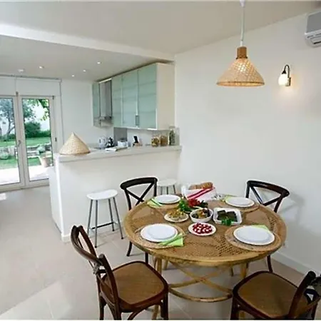 Sleeps 6 Pool Air Con Wifi Βίλα *